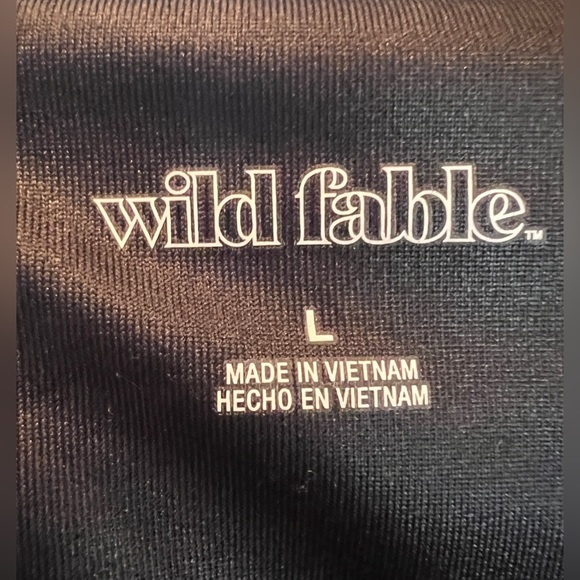 Wild Fable High-Waisted Black Liquid Leggings Size Large - Picture 6 of 8